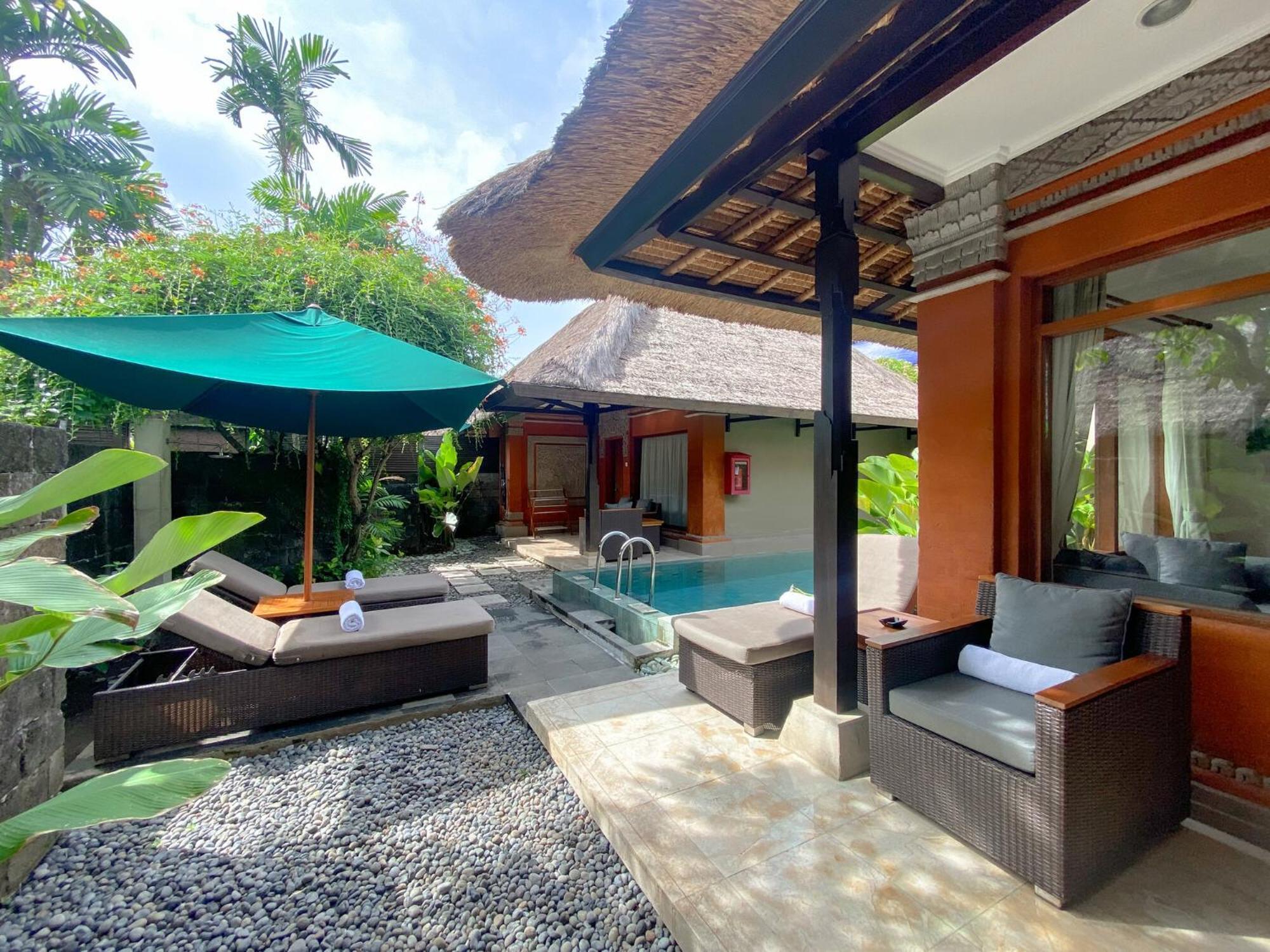 Legian Beach Hotel Εξωτερικό φωτογραφία