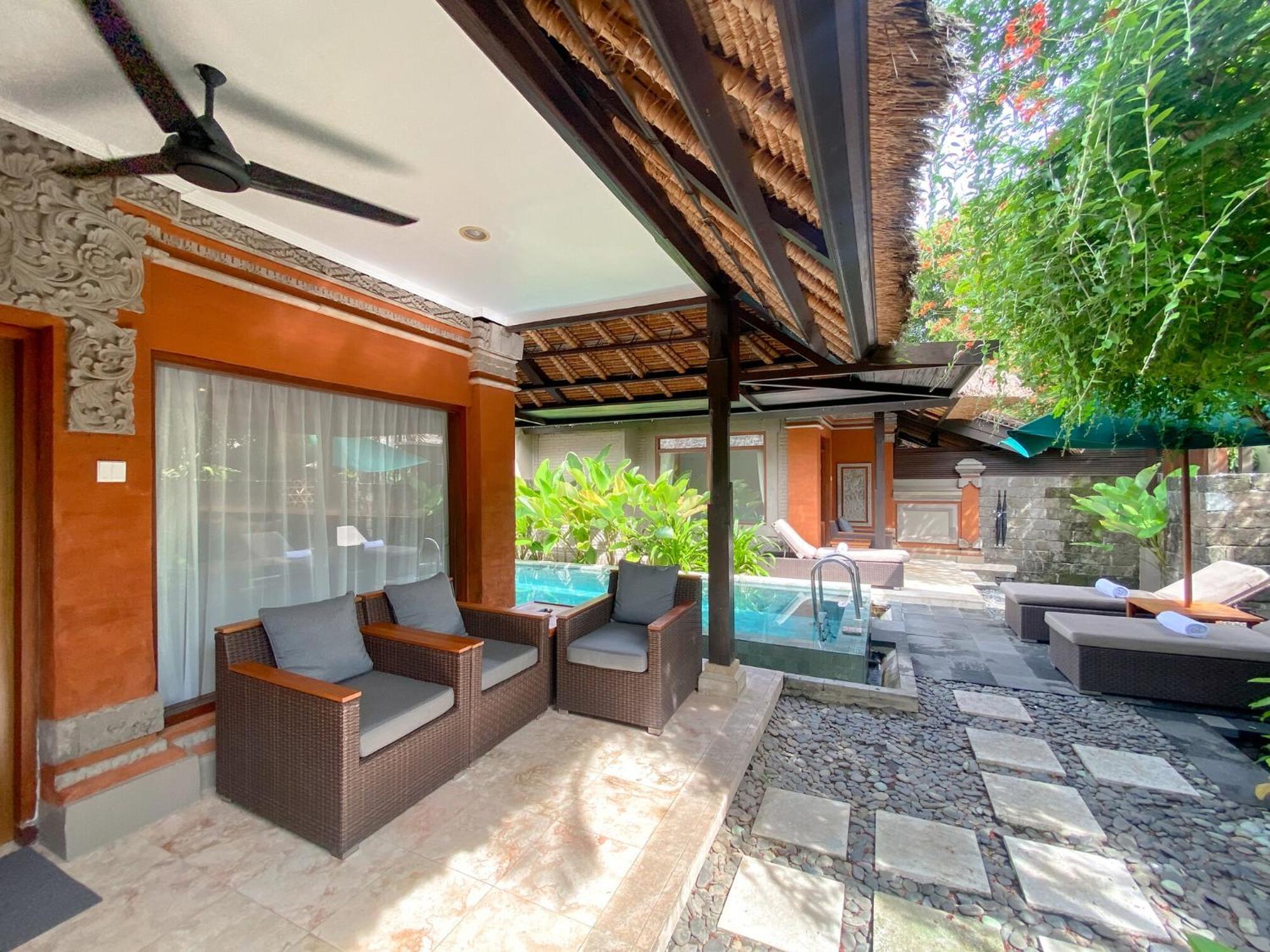 Legian Beach Hotel Εξωτερικό φωτογραφία